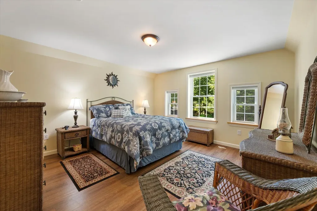 29 Stoney Drive Lincoln ME 04457