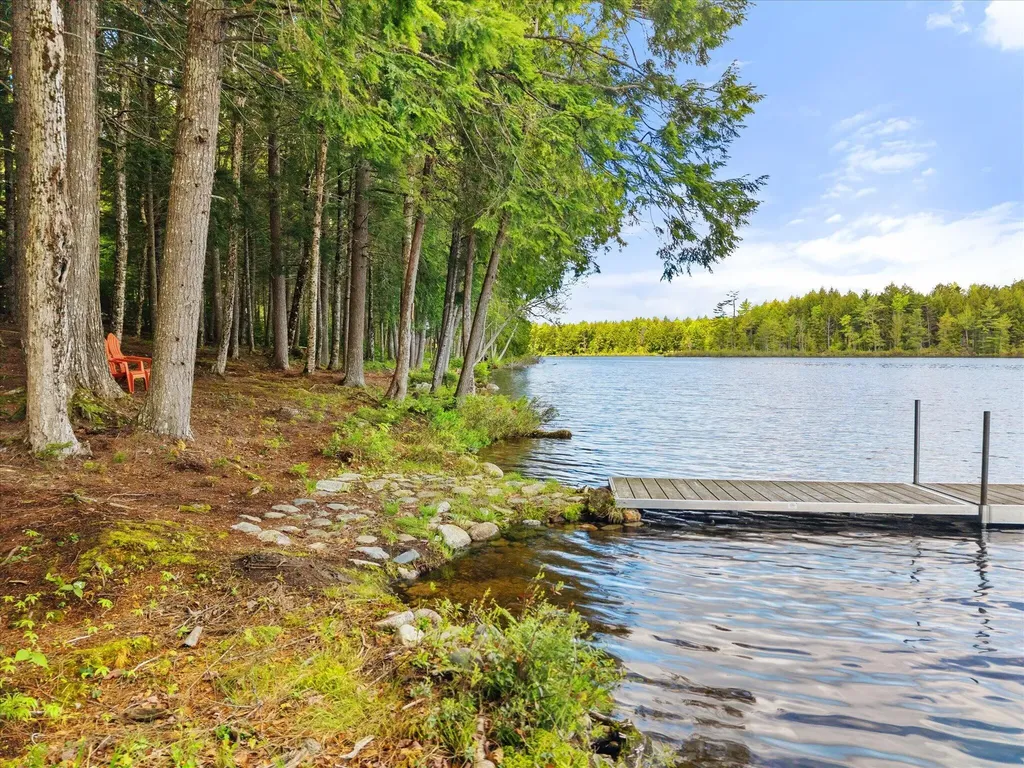 29 Stoney Drive Lincoln ME 04457