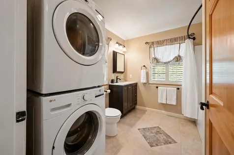 29 Stoney Drive Lincoln ME 04457