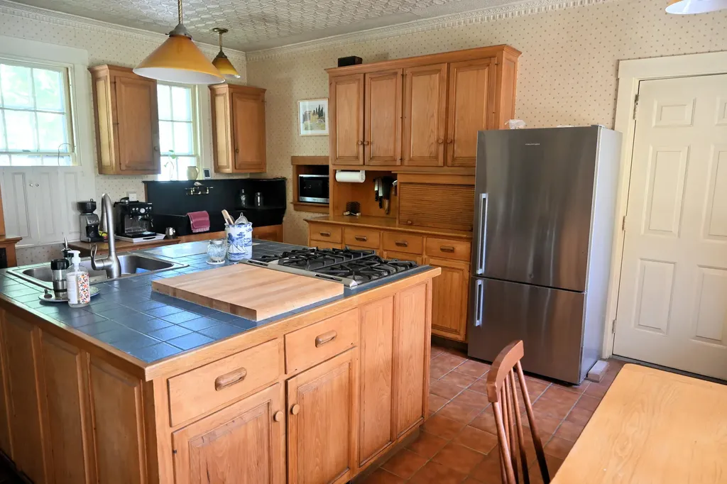 151 Kenduskeag Avenue Bangor ME 04401