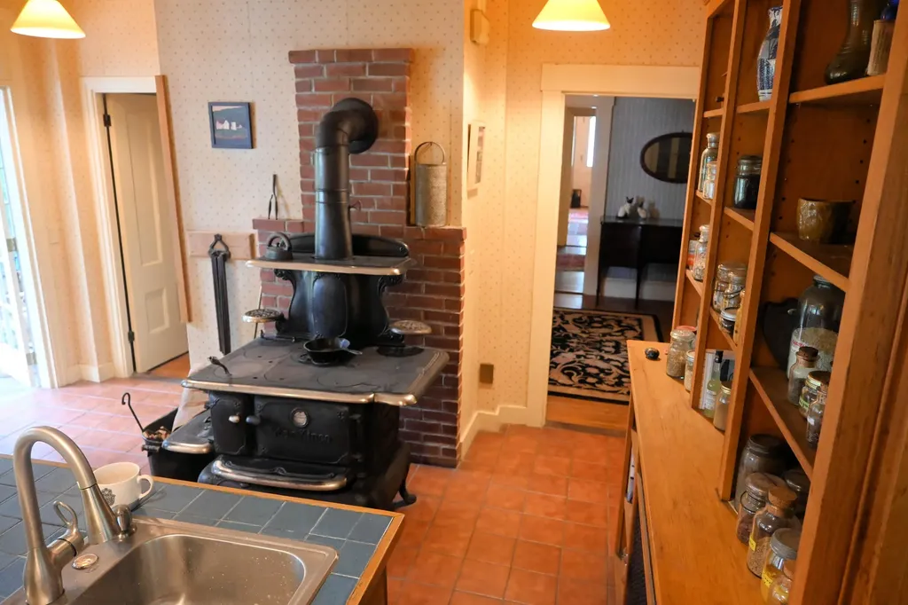 151 Kenduskeag Avenue Bangor ME 04401
