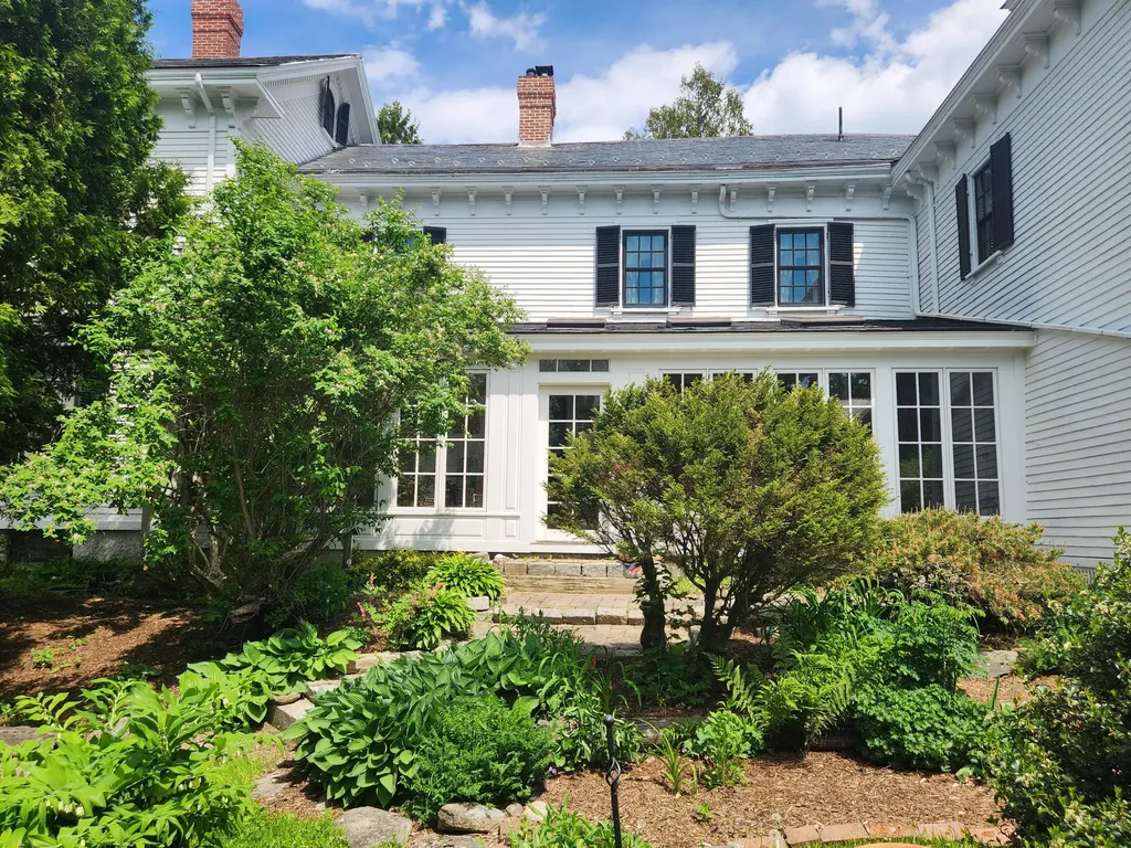 151 Kenduskeag Avenue Bangor ME 04401