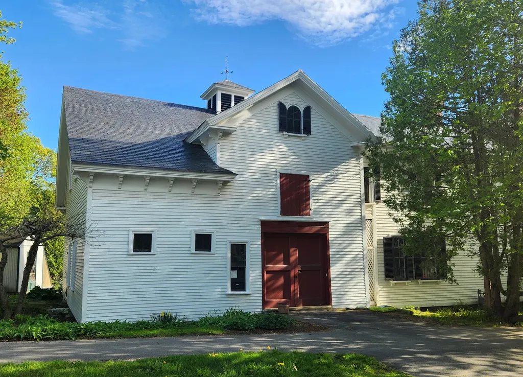 151 Kenduskeag Avenue Bangor ME 04401