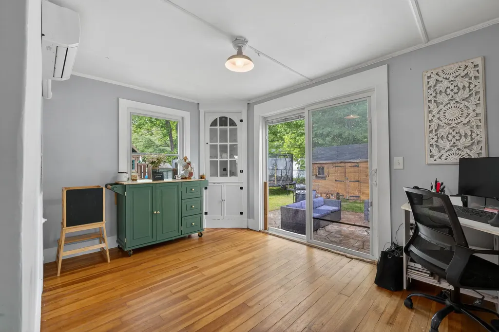 8 Somerset Avenue Old Orchard Beach ME 04064