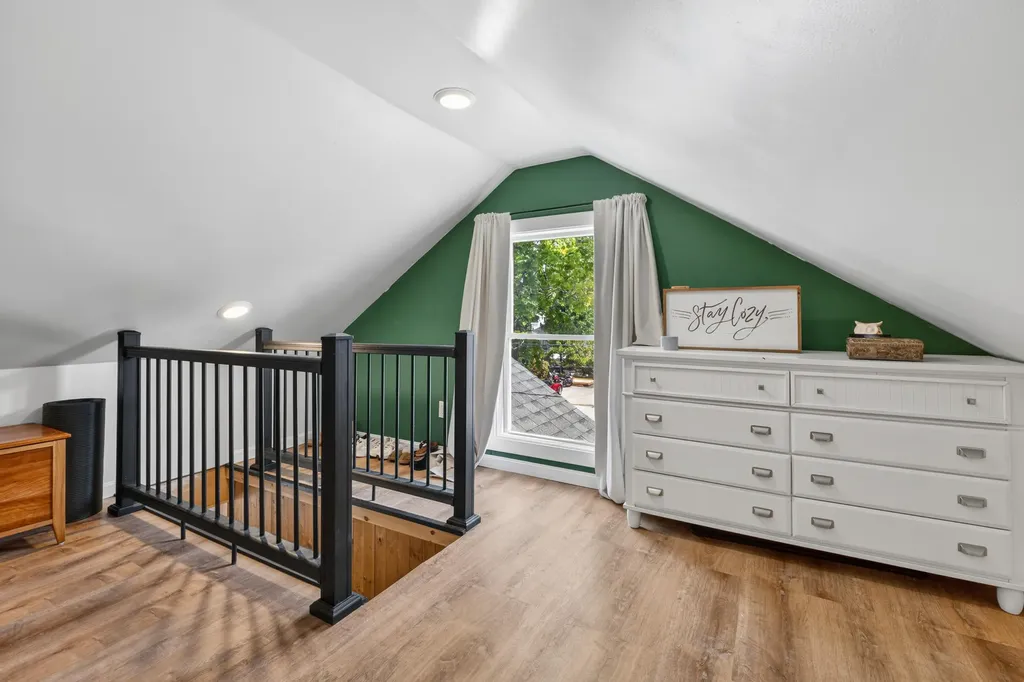 8 Somerset Avenue Old Orchard Beach ME 04064