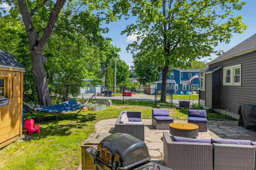 8 Somerset Avenue Old Orchard Beach ME 04064