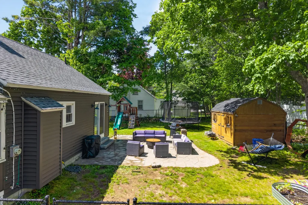 8 Somerset Avenue Old Orchard Beach ME 04064