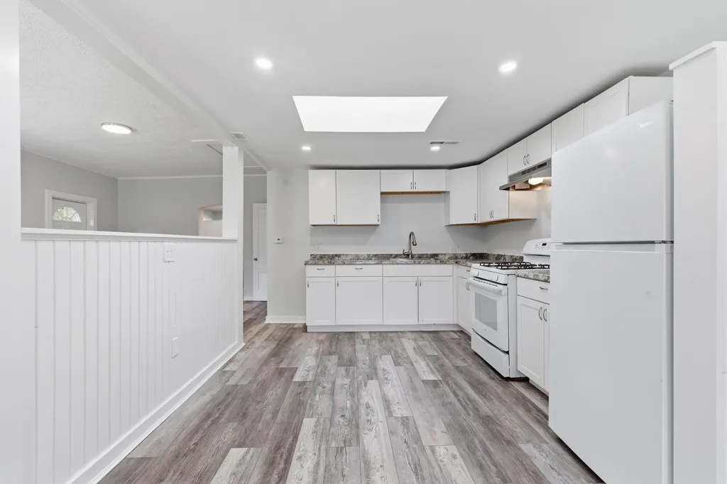 2415 Sanford Road Wells ME 04090