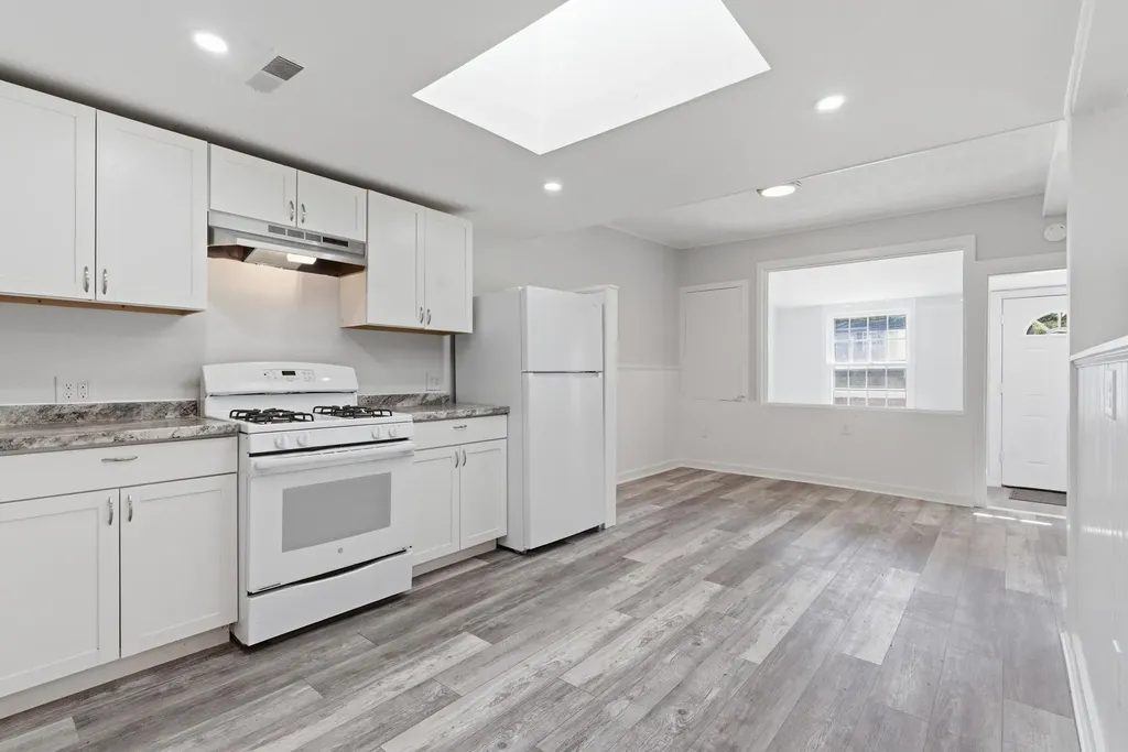 2415 Sanford Road Wells ME 04090