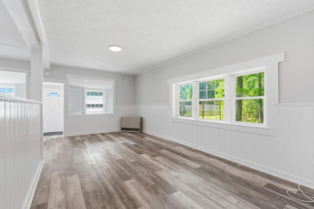 2415 Sanford Road Wells ME 04090