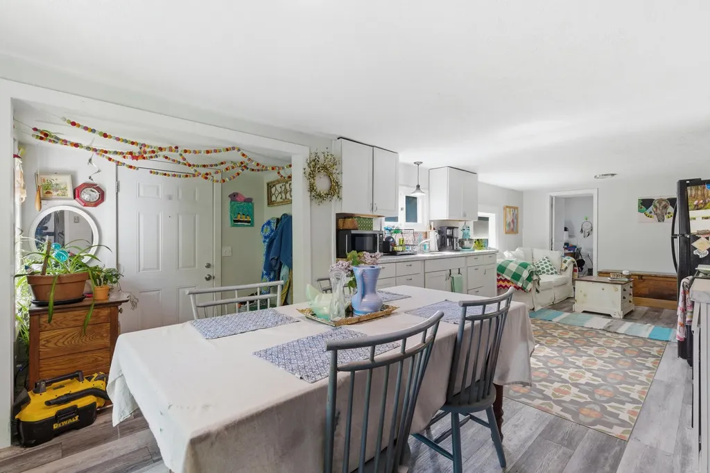 2415 Sanford Road Wells ME 04090