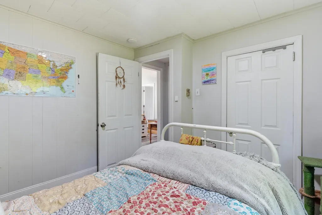 2415 Sanford Road Wells ME 04090