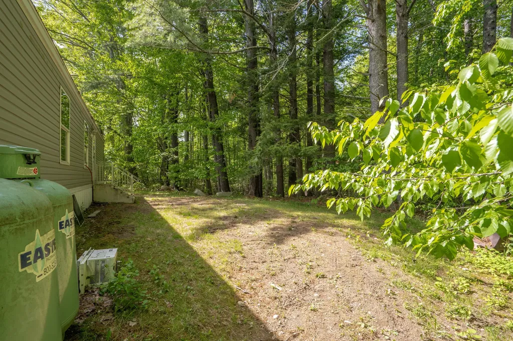 2415 Sanford Road Wells ME 04090