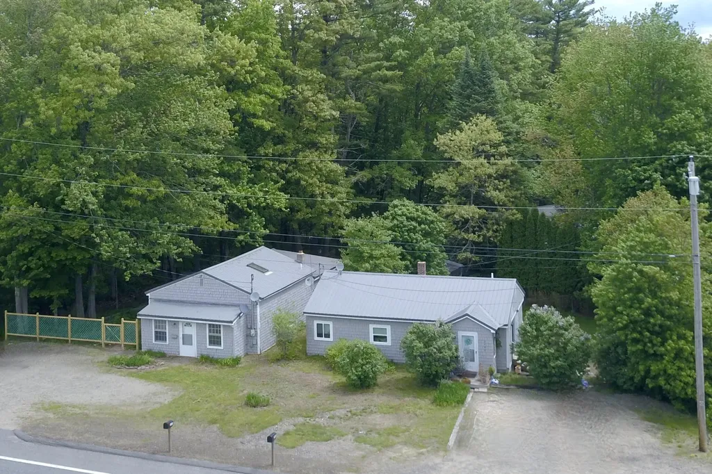 2415 Sanford Road Wells ME 04090