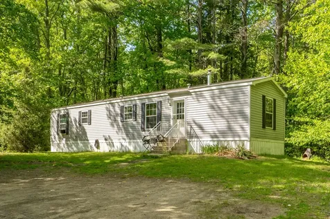 2415 Sanford Road Wells ME 04090