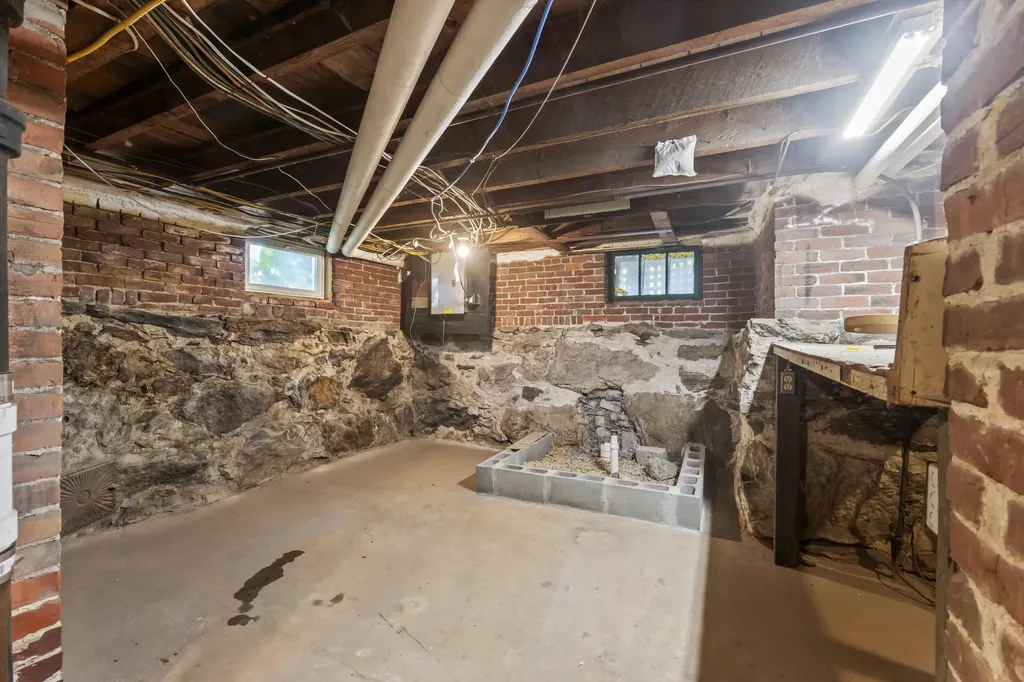 131 Gamage Avenue Auburn ME 04210