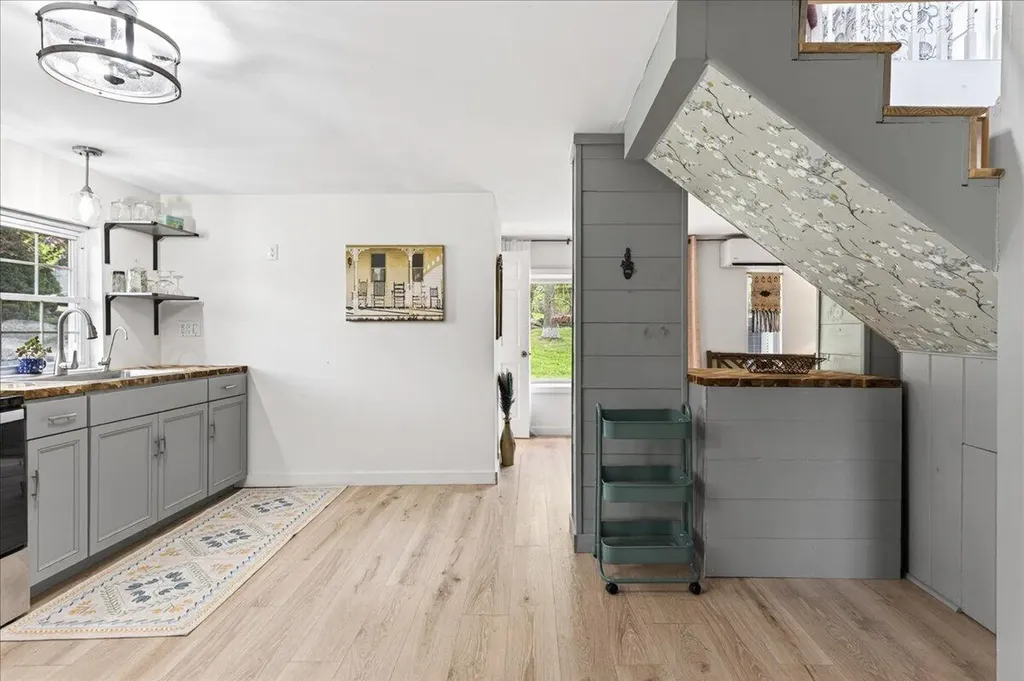 282 Sunset Road Deer Isle ME 04627