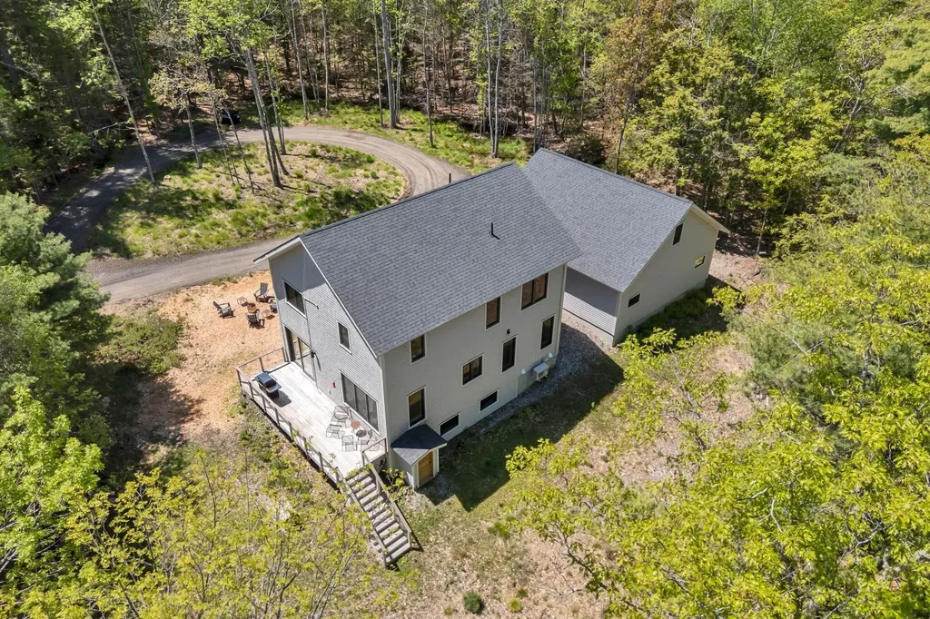 15 Old Georgetown Road Georgetown ME 04548