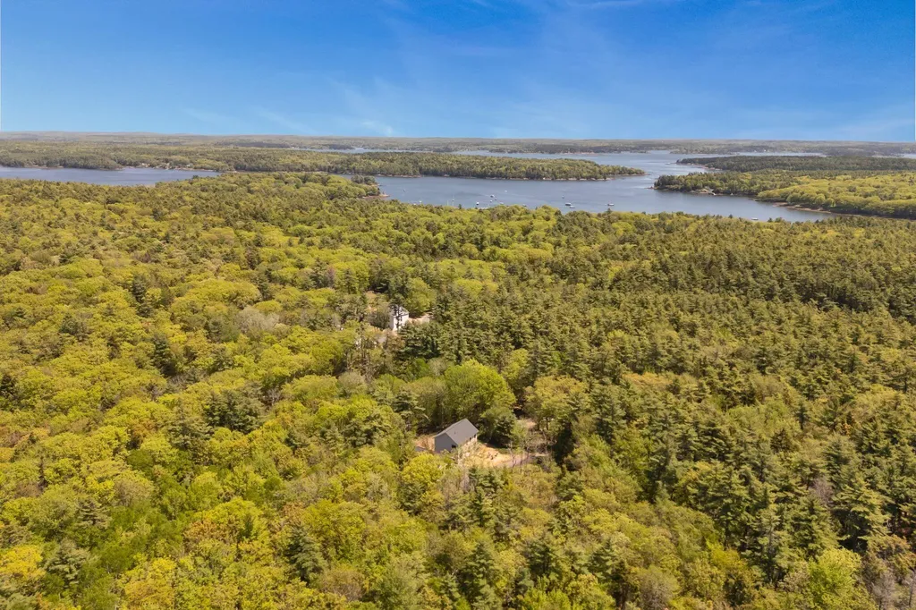 15 Old Georgetown Road Georgetown ME 04548