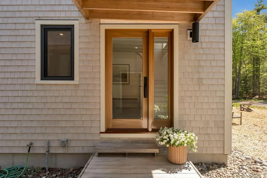 15 Old Georgetown Road Georgetown ME 04548