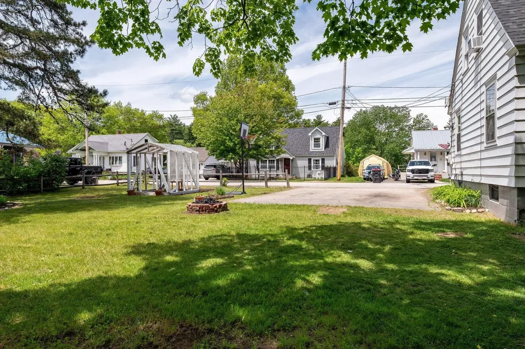 2 Gove Street Sanford ME 04073