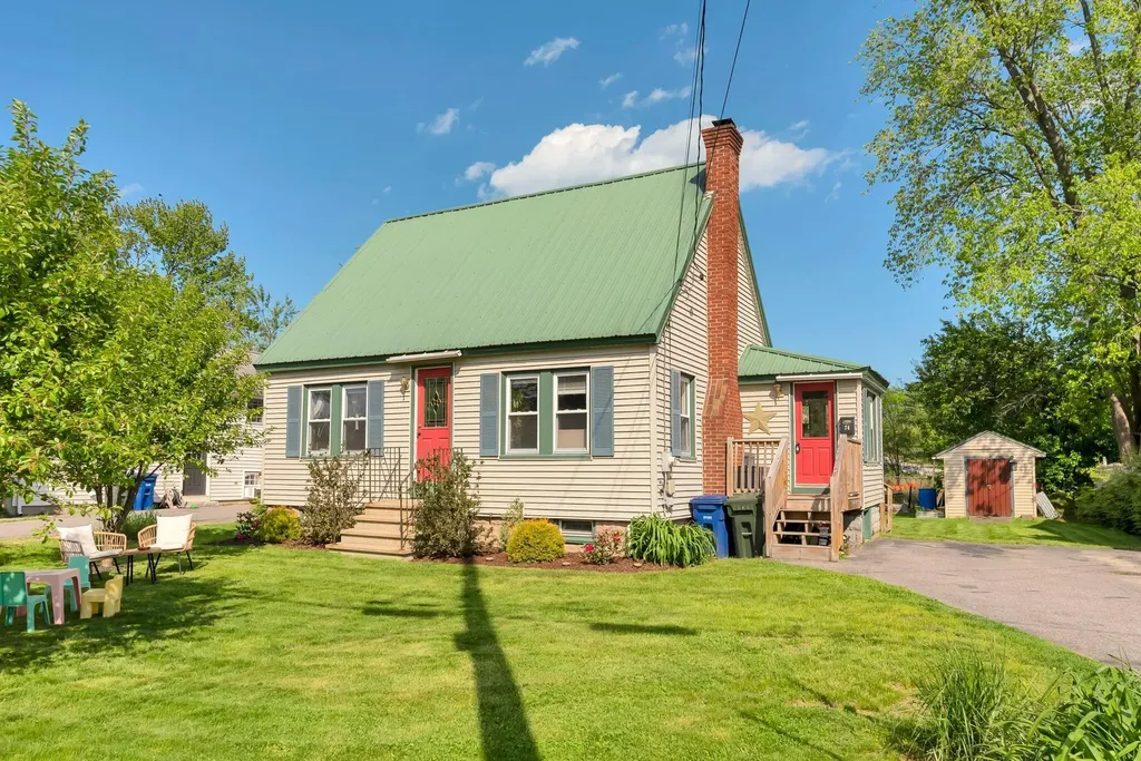 74 Huntress Avenue South Portland ME 04106