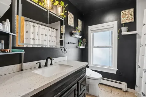 74 Huntress Avenue South Portland ME 04106