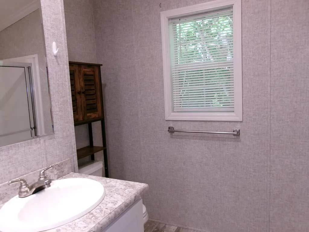 1 Gilmore Drive Topsham ME 04086