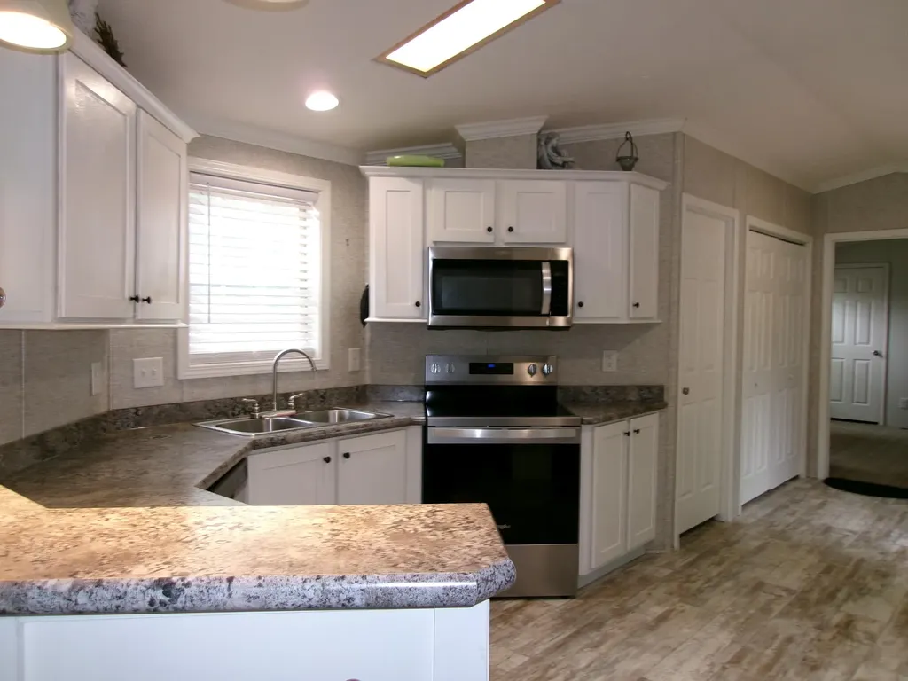 1 Gilmore Drive Topsham ME 04086