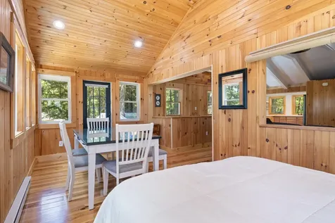 33 E Shore Drive Limerick ME 04048