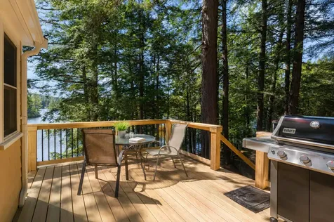 33 E Shore Drive Limerick ME 04048