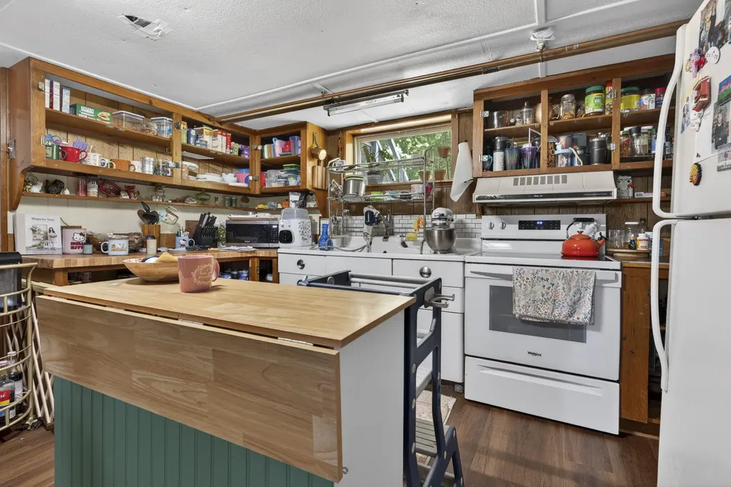 117 Cat Mousam Road Kennebunk ME 04043