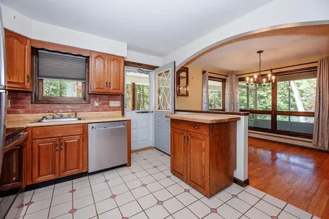 18 Briggs Lane Livermore ME 04253