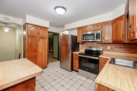 18 Briggs Lane Livermore ME 04253