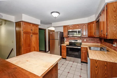 18 Briggs Lane Livermore ME 04253
