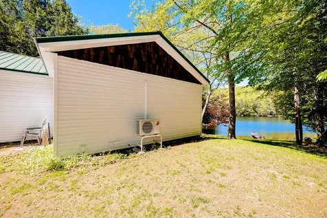 18 Briggs Lane Livermore ME 04253