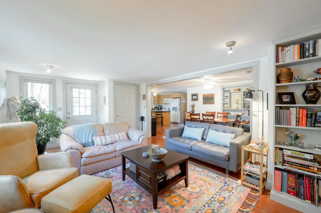 67 Winter Street Topsham ME 04086