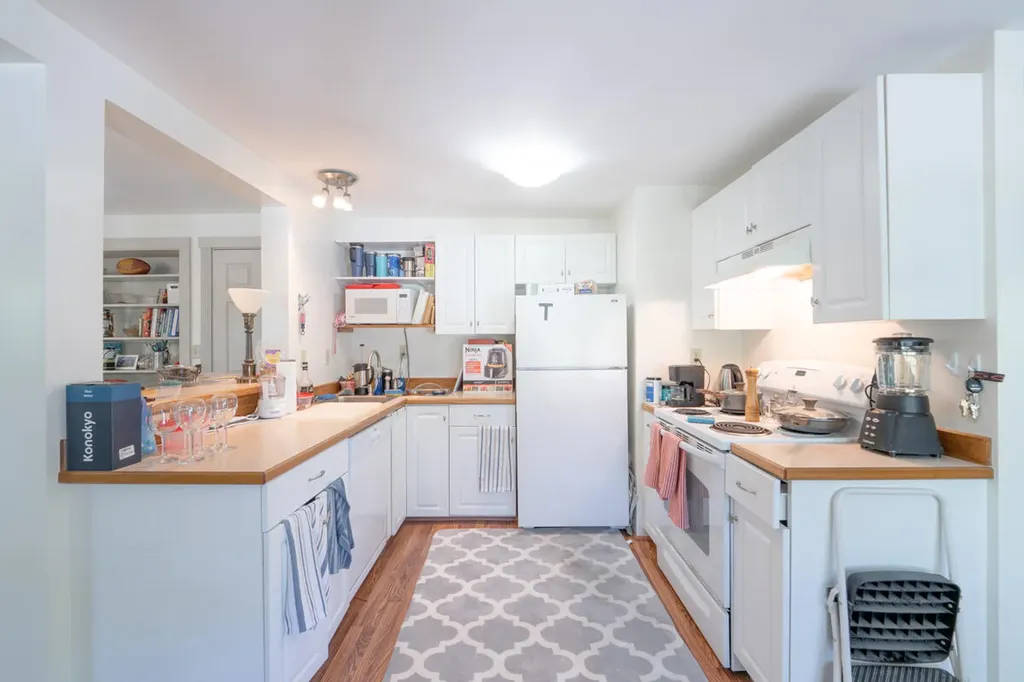 67 Winter Street Topsham ME 04086