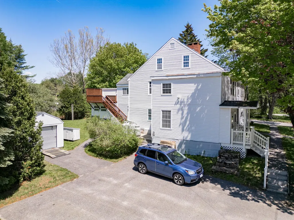 67 Winter Street Topsham ME 04086