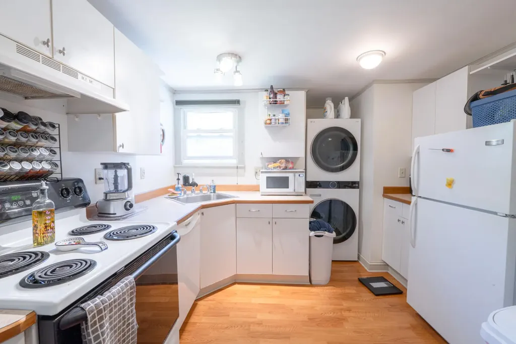 67 Winter Street Topsham ME 04086