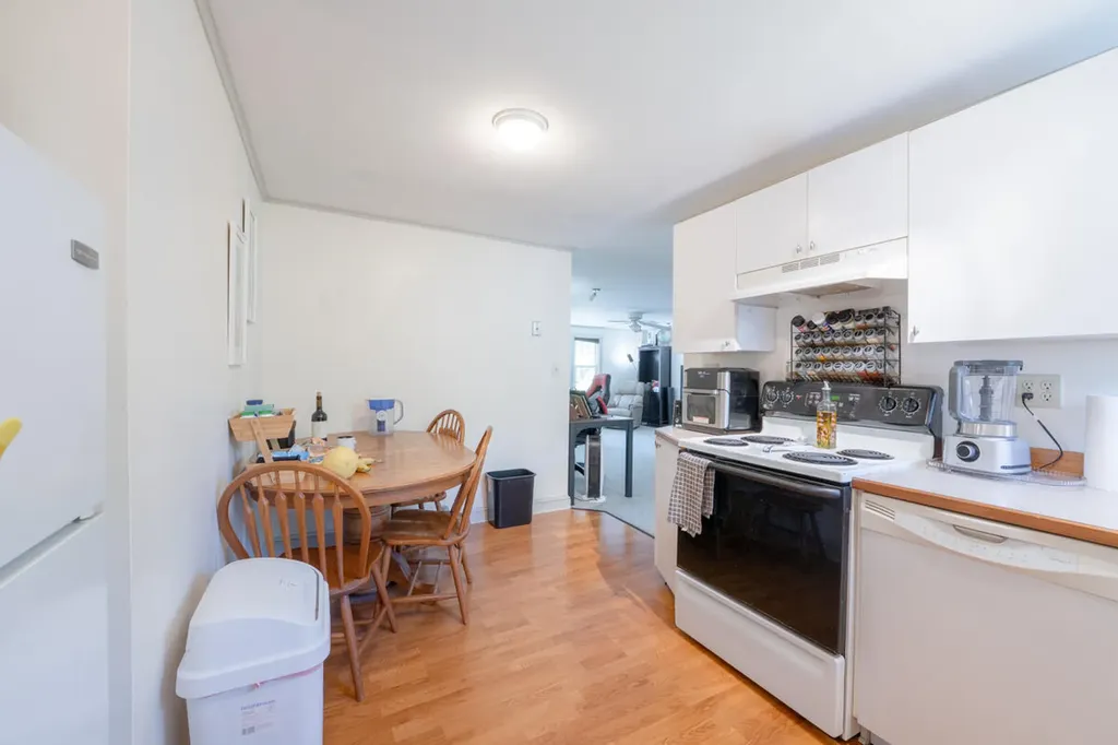 67 Winter Street Topsham ME 04086