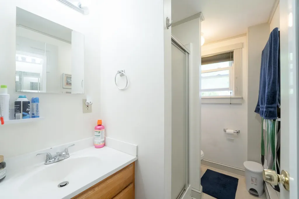 67 Winter Street Topsham ME 04086