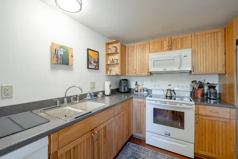 67 Winter Street Topsham ME 04086