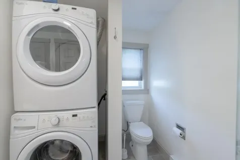 67 Winter Street Topsham ME 04086
