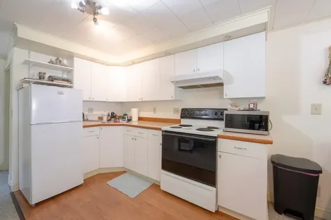 67 Winter Street Topsham ME 04086