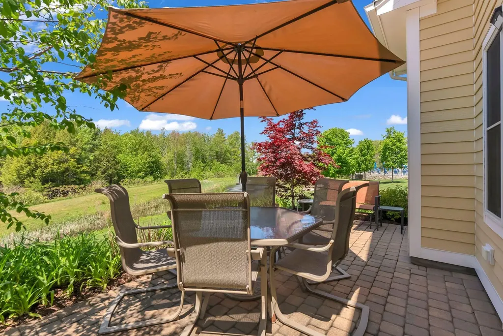 27 Ranger Lane Arundel ME 04046
