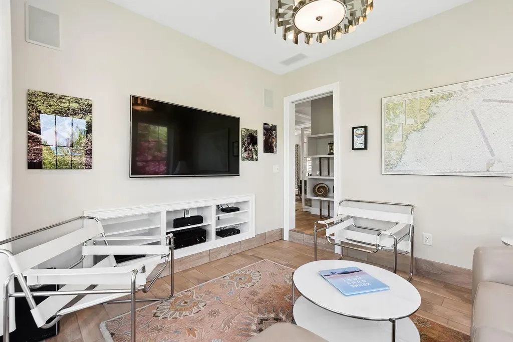 27 Ranger Lane Arundel ME 04046