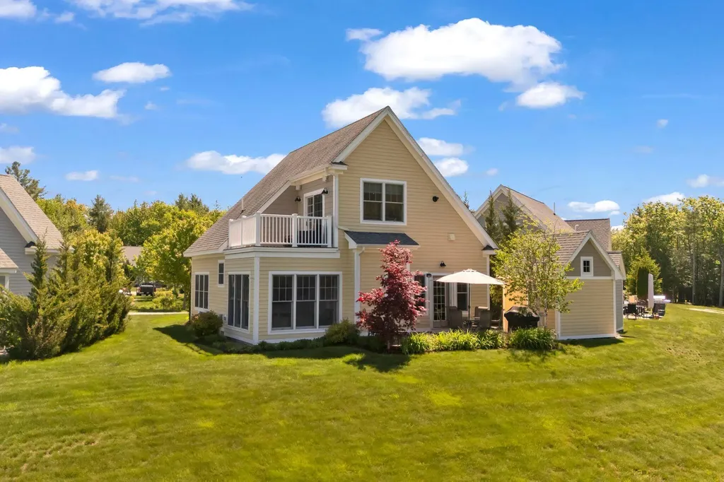 27 Ranger Lane Arundel ME 04046