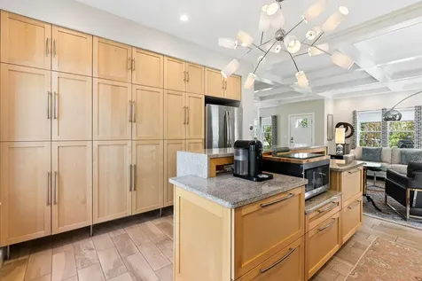 27 Ranger Lane Arundel ME 04046