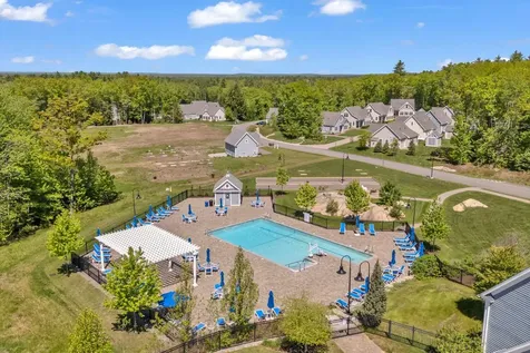 27 Ranger Lane Arundel ME 04046